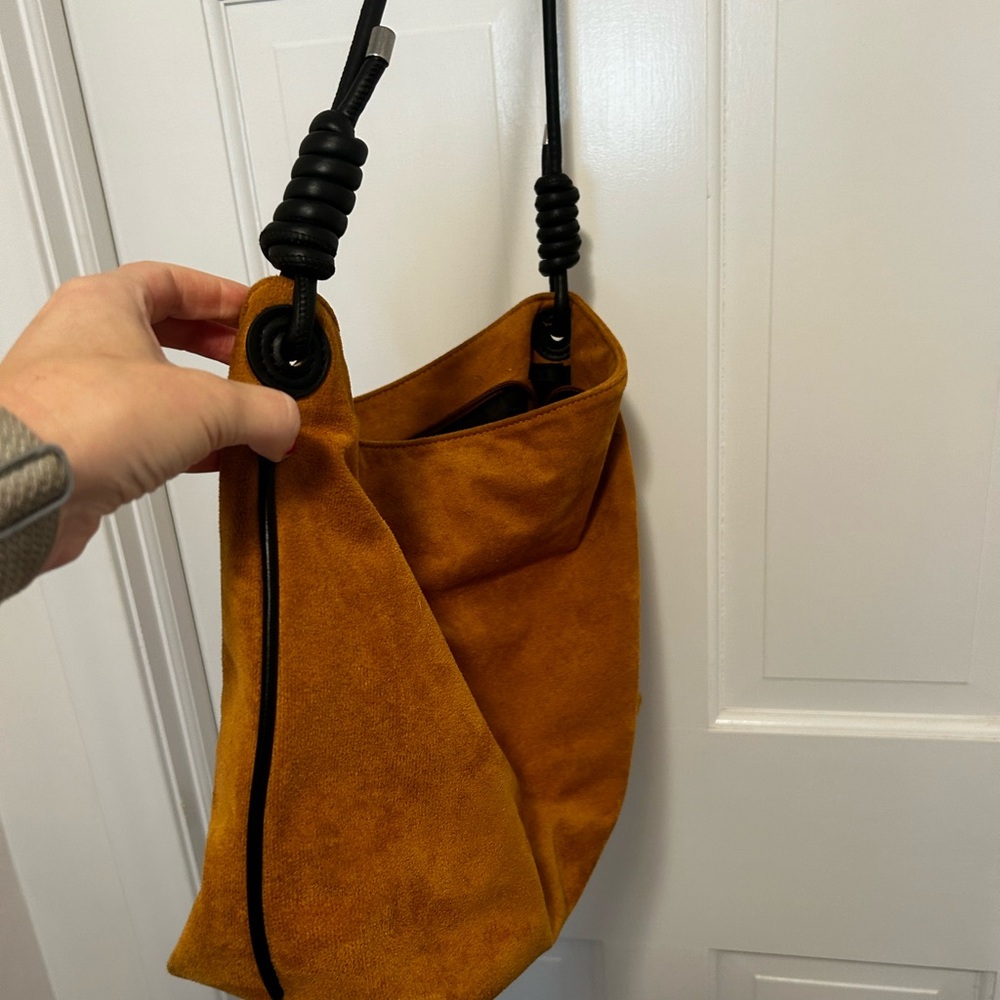 Olives Mara Faux Suede Tote - Picture 5 of 9